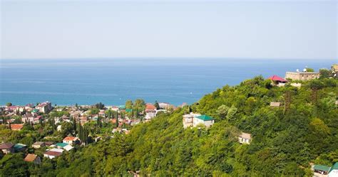 Абхазия куда сходить что посмотреть