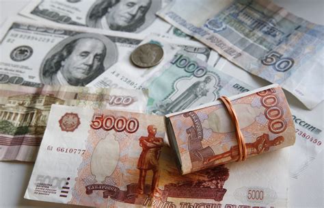 Валюта доллар на рубль