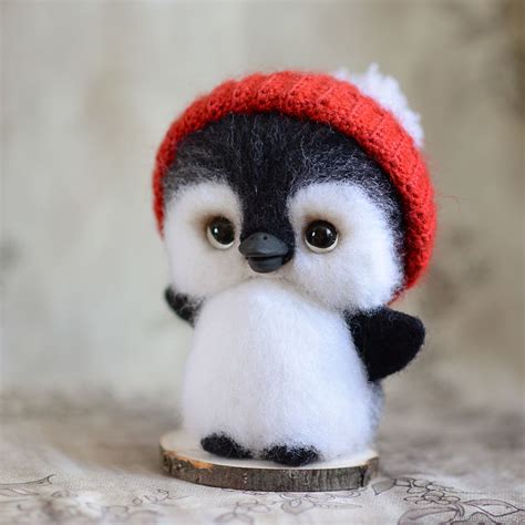 Игрушка пингвин