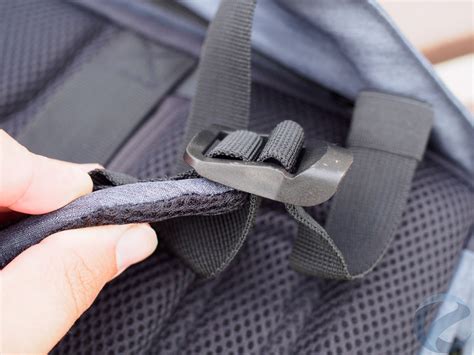 Как закрепить лямки на рюкзаке