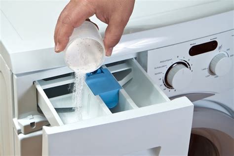 Как очистить лоток в стиральной машине от закаменелого порошка