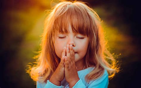 Как правильно молиться дома чтобы бог услышал молитву и помог