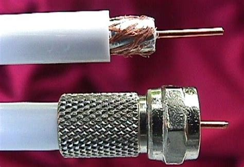 Как правильно подсоединить антенный кабель к штекеру