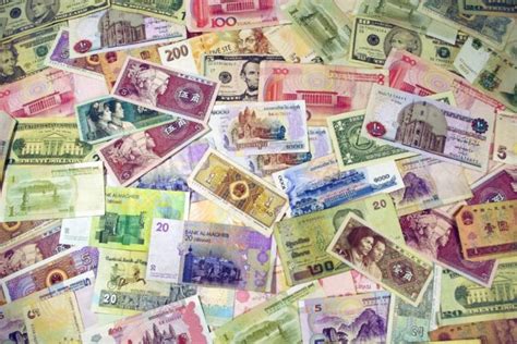 Какая самая маленькая валюта в мире