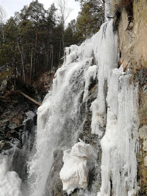Камышлинский водопад горный алтай