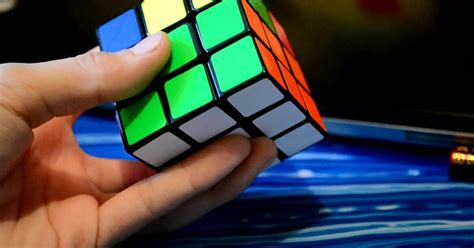 Мировой рекорд по сборке кубика рубика 3х3