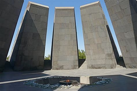 Музей геноцида армян в ереване