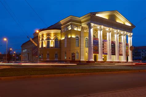 Музыкальный театр калининград афиша