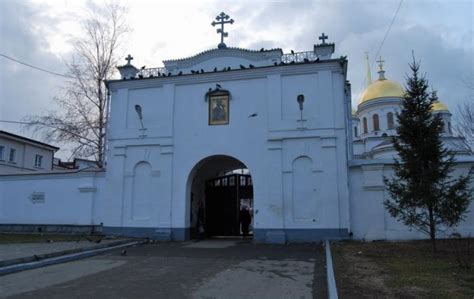 Новотихвинский монастырь в екатеринбурге