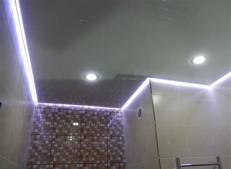 Парящий потолок в ванной