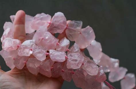 Розовый кварц камень свойства
