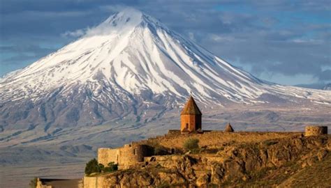 Самая высокая гора в армении