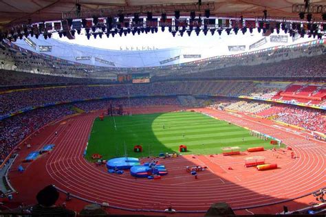 Самый большой стадион в мире по футболу