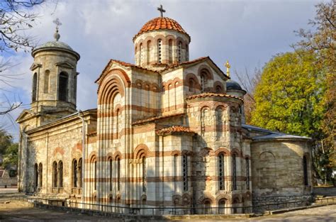 Самый древний храм в россии