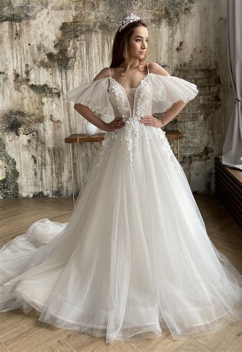Свадебное платье екатеринбург