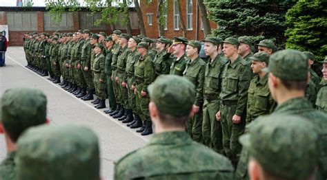 Сколько лет служат в армии в россии