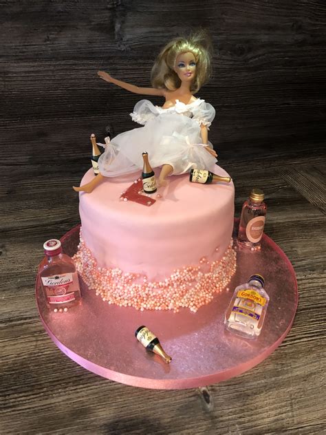 Торт на девичник невесте