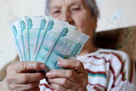 Увеличение пенсии работающим пенсионерам в августе 2022 года