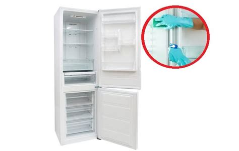 Чем мыть холодильник внутри от запаха