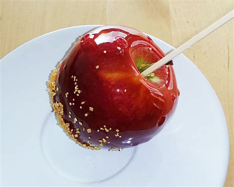 Яблоки в карамели рецепт в домашних условиях