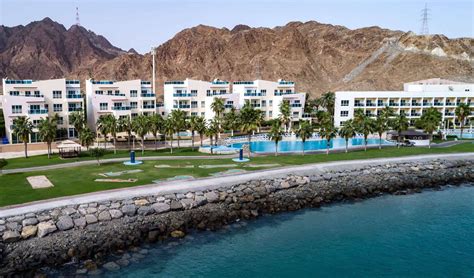 Radisson blu resort fujairah 5 пляжные отели фуджейры